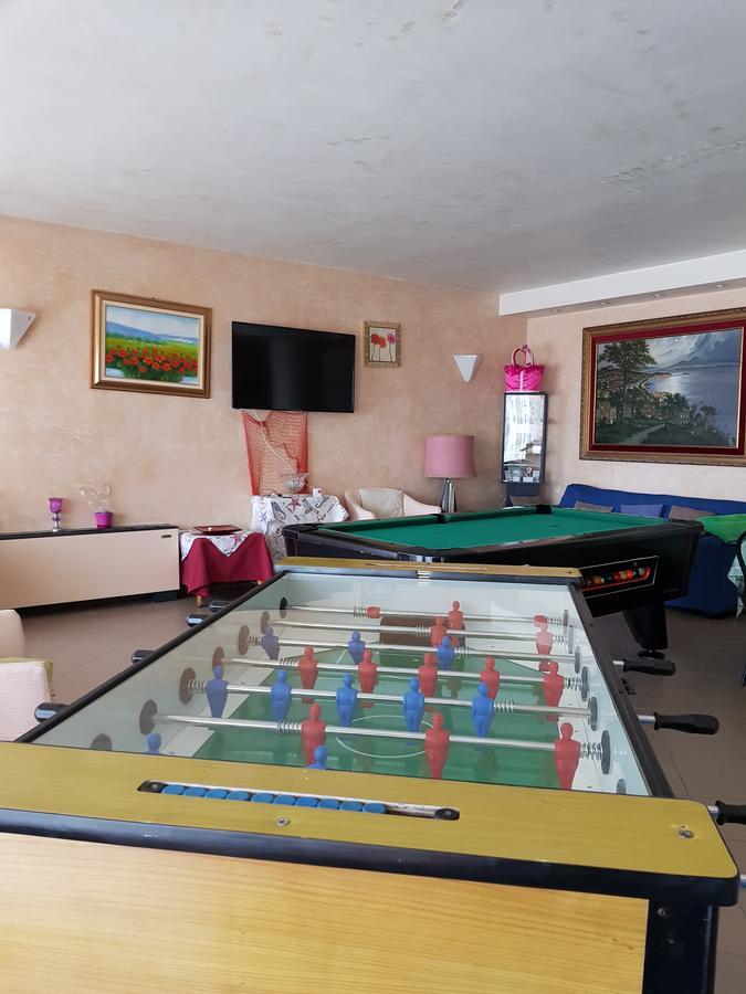 Hotel Brenta Viserbella di Rimini Ngoại thất bức ảnh