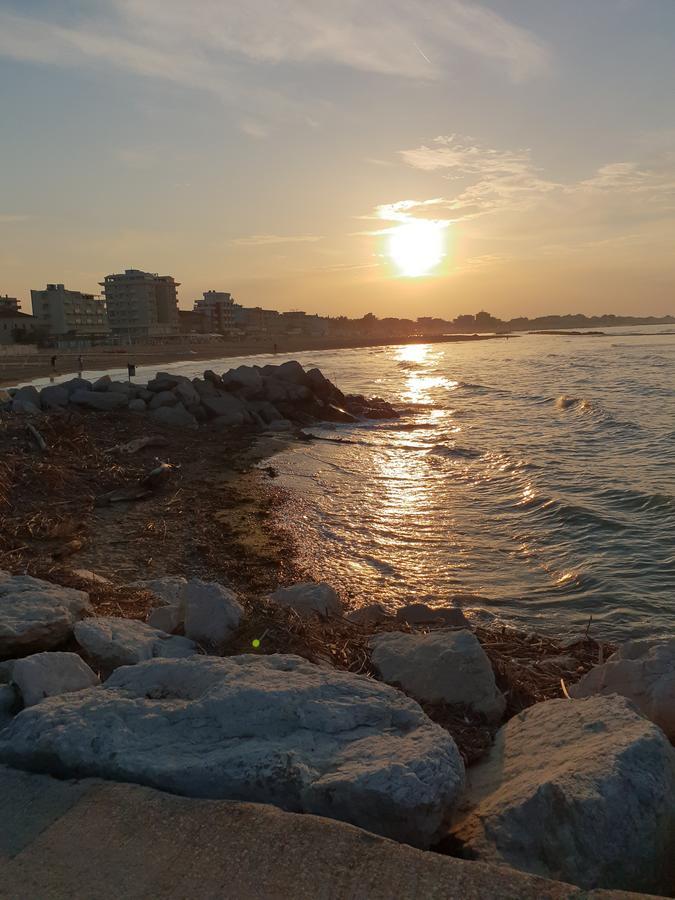 Hotel Brenta Viserbella di Rimini Ngoại thất bức ảnh