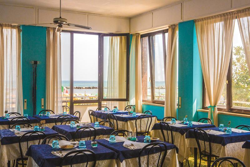 Hotel Brenta Viserbella di Rimini Ngoại thất bức ảnh