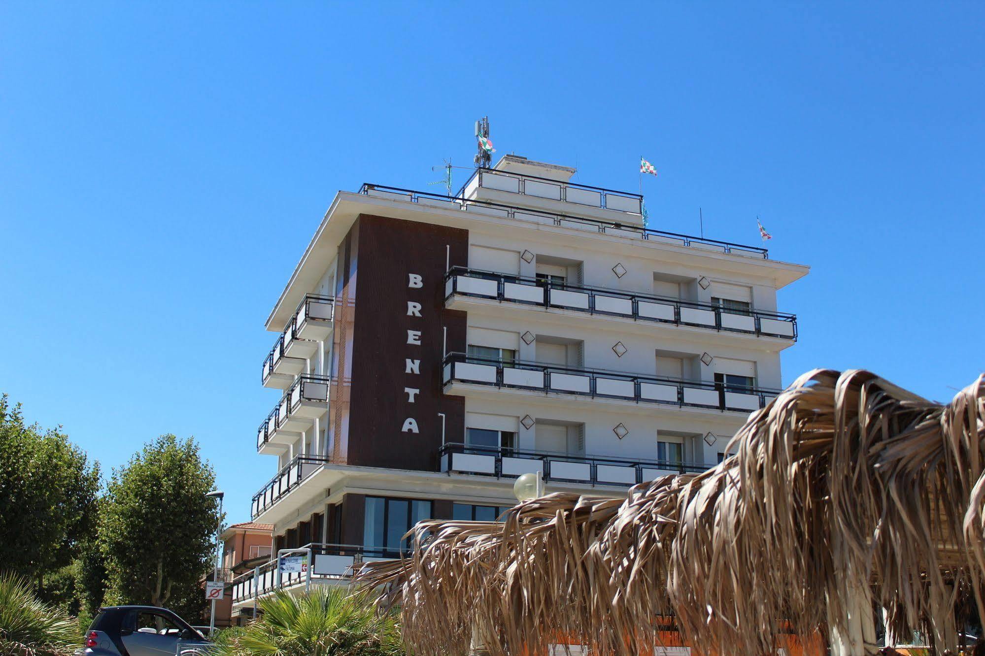 Hotel Brenta Viserbella di Rimini Ngoại thất bức ảnh