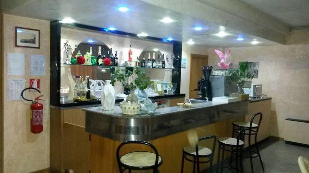 Hotel Brenta Viserbella di Rimini Ngoại thất bức ảnh